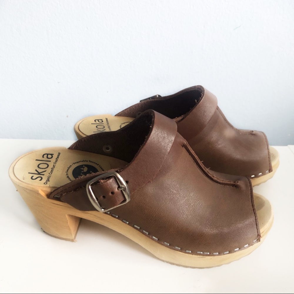 Skola Brown Leather Clogs